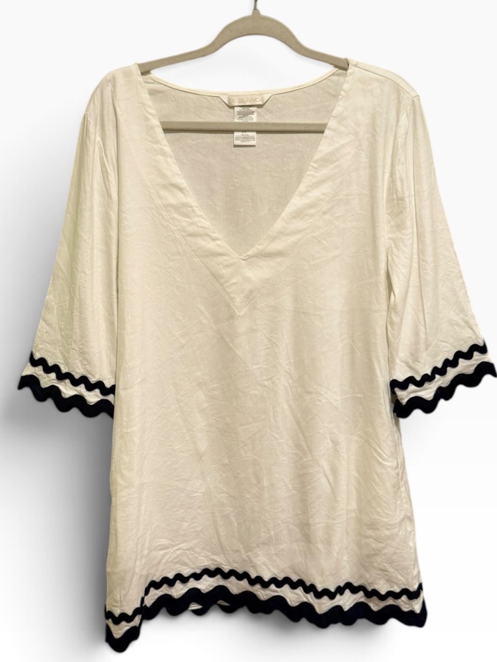 La Blanca Cream V-Neck Linen Blend Swim Coverup with Black Scallop Trim